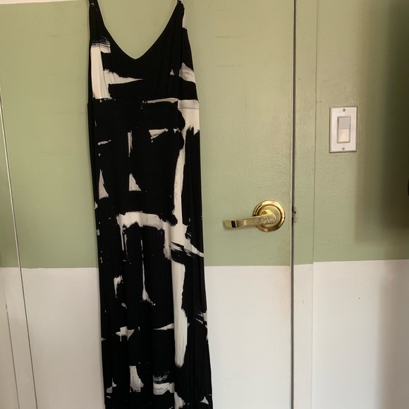 B/W Tracy Reese Signature Coltrane Maxi Dress - Picture 2 of 4